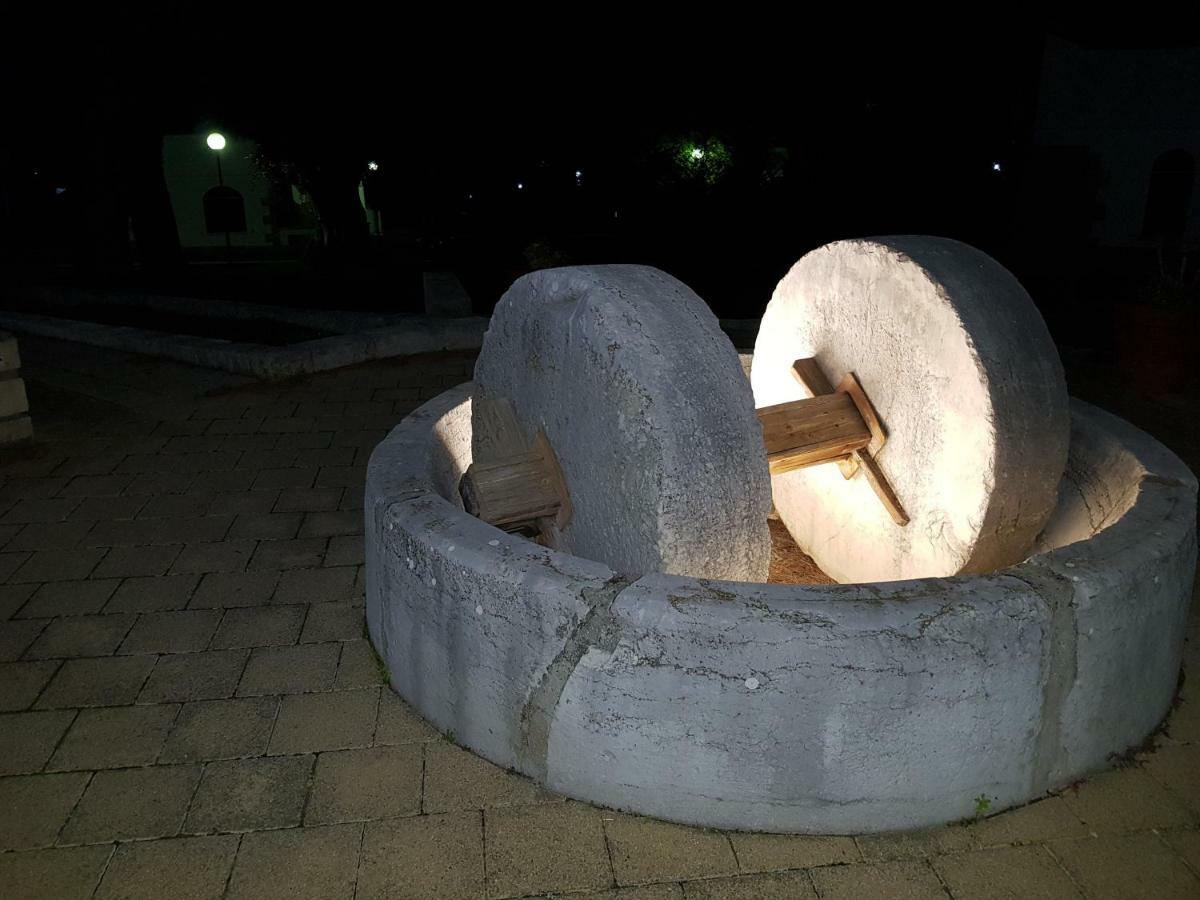 Villetta Roberto Le Macine Di Charme - Pugnochiuso Resort Vieste Eksteriør billede