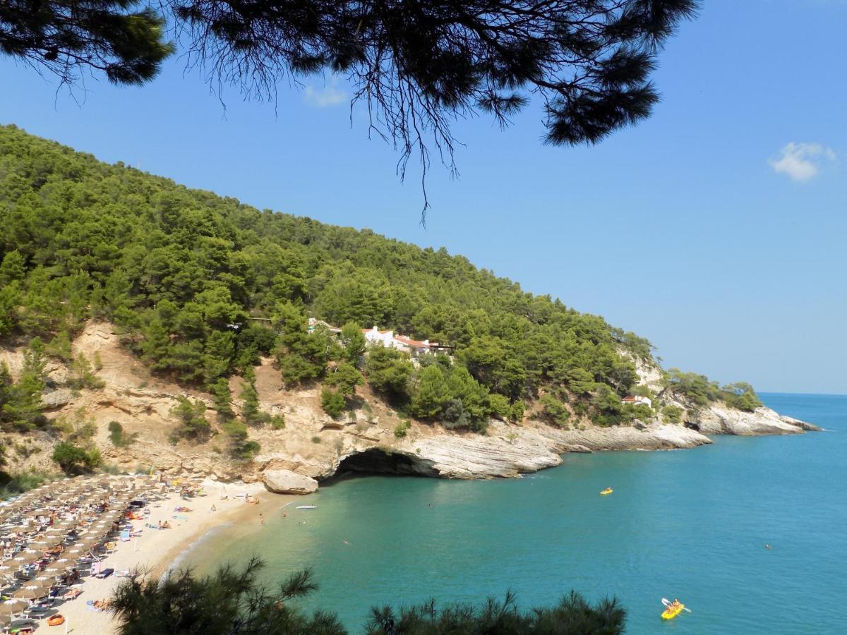 Villetta Roberto Le Macine Di Charme - Pugnochiuso Resort Vieste Eksteriør billede