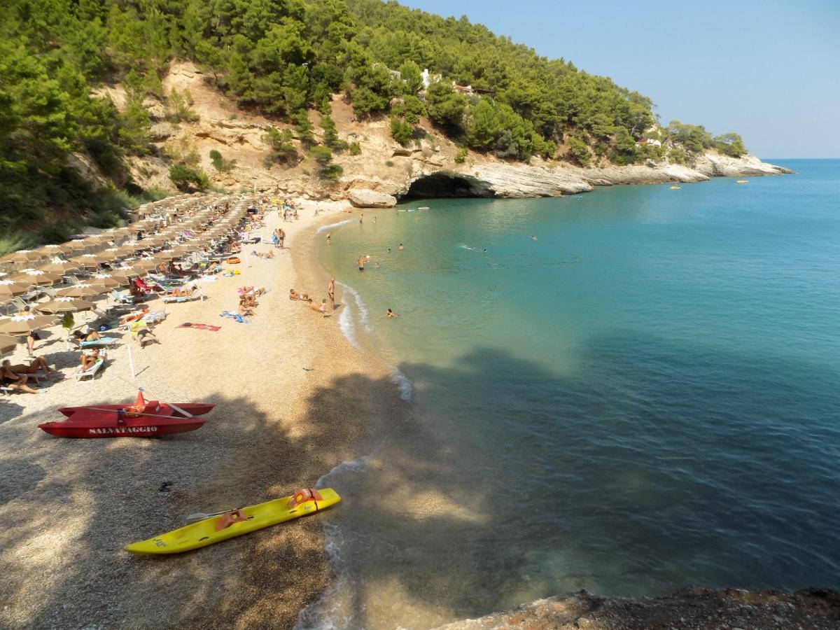 Villetta Roberto Le Macine Di Charme - Pugnochiuso Resort Vieste Eksteriør billede